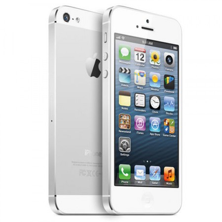 Apple iPhone 5 64Gb white - Спасск-Дальний